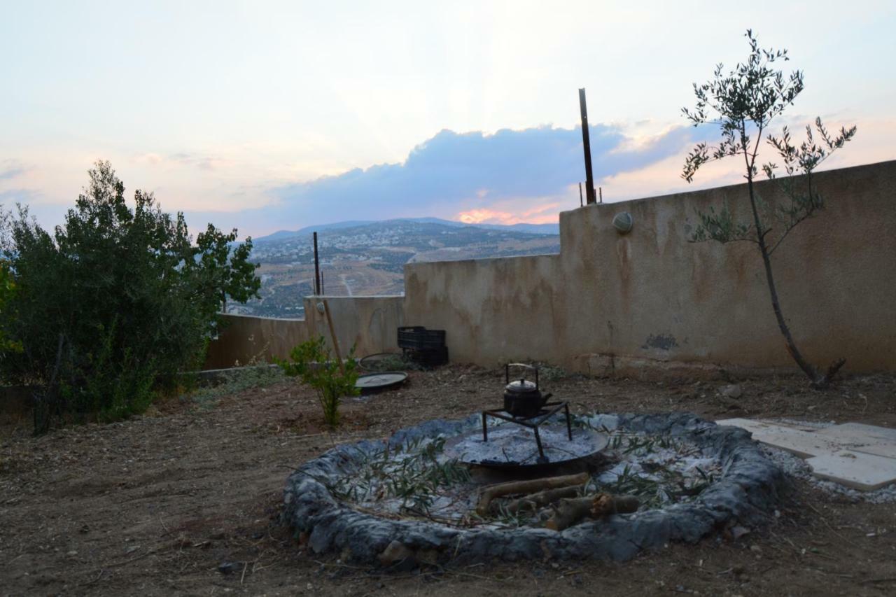 Our Villa'S Private Apartments - Hq Budget Stay - Wonderful Horizon View Of Jerash Jarash Eksteriør billede