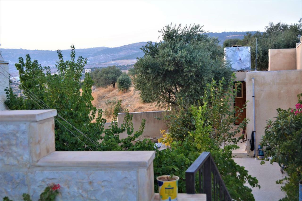 Our Villa'S Private Apartments - Hq Budget Stay - Wonderful Horizon View Of Jerash Jarash Eksteriør billede