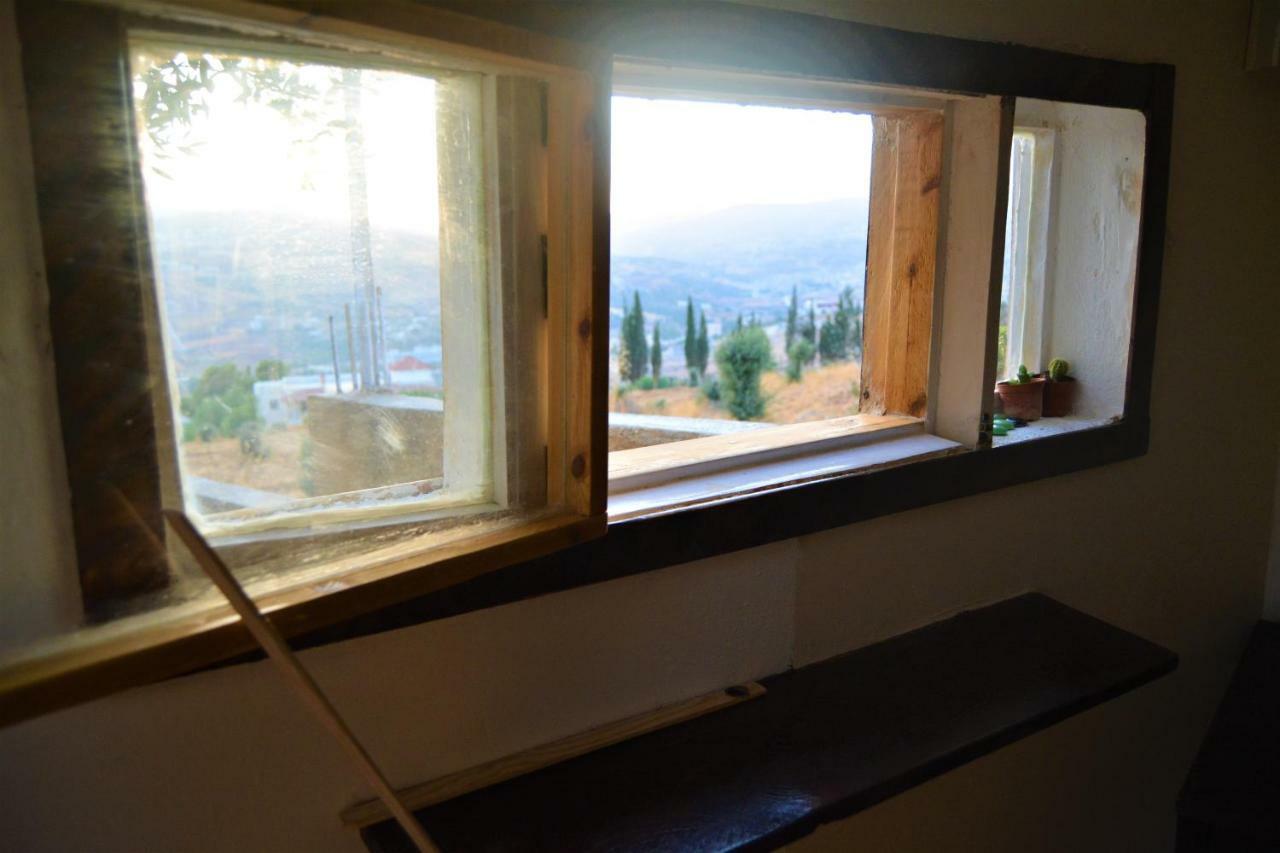 Our Villa'S Private Apartments - Hq Budget Stay - Wonderful Horizon View Of Jerash Jarash Eksteriør billede