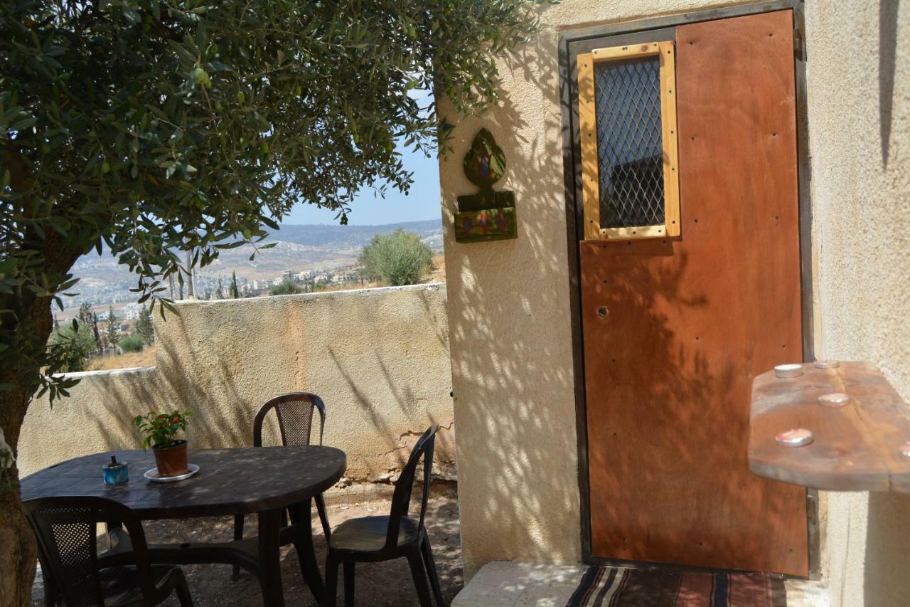 Our Villa'S Private Apartments - Hq Budget Stay - Wonderful Horizon View Of Jerash Jarash Eksteriør billede
